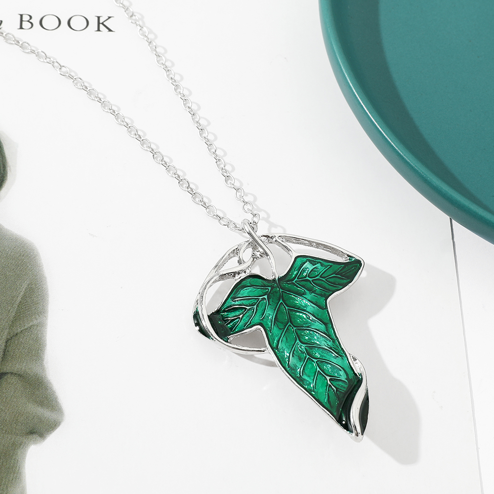 Vintage Green Leaf Pendant Nec - Vintage Tech Accessories 评论和价格